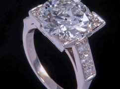 Large_Carat_Diamond_Ring