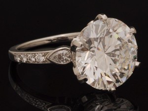 How to Sell a Diamond Ring and Jewelry in Sacramento, CA