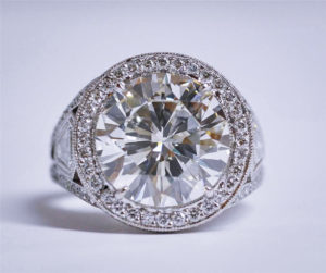 Sacramento Diamond Buyer: Tips on Selling Your Diamond Jewelry